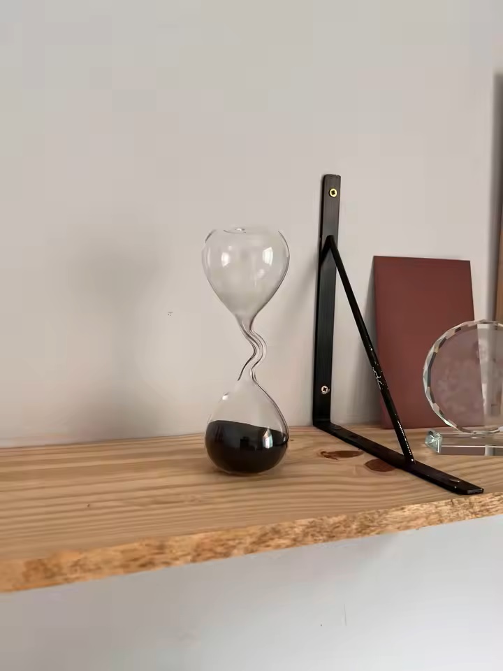 Interior Design Years Of School - Reloj de Arena de Diseño Curvo