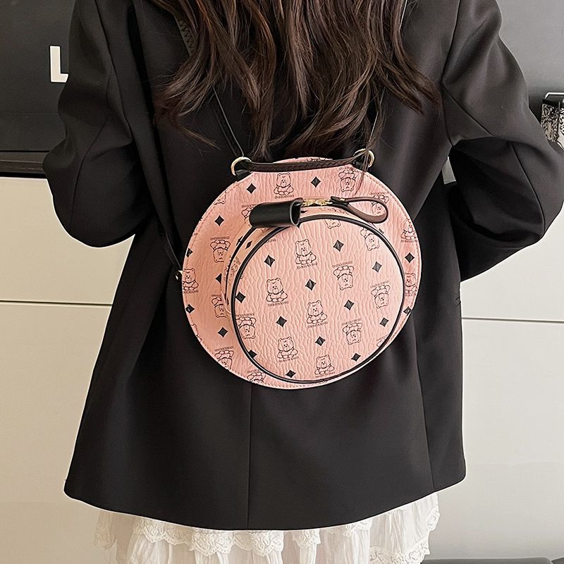 Mochila con diseño de sombrero - Interior Design Women reseña y precio