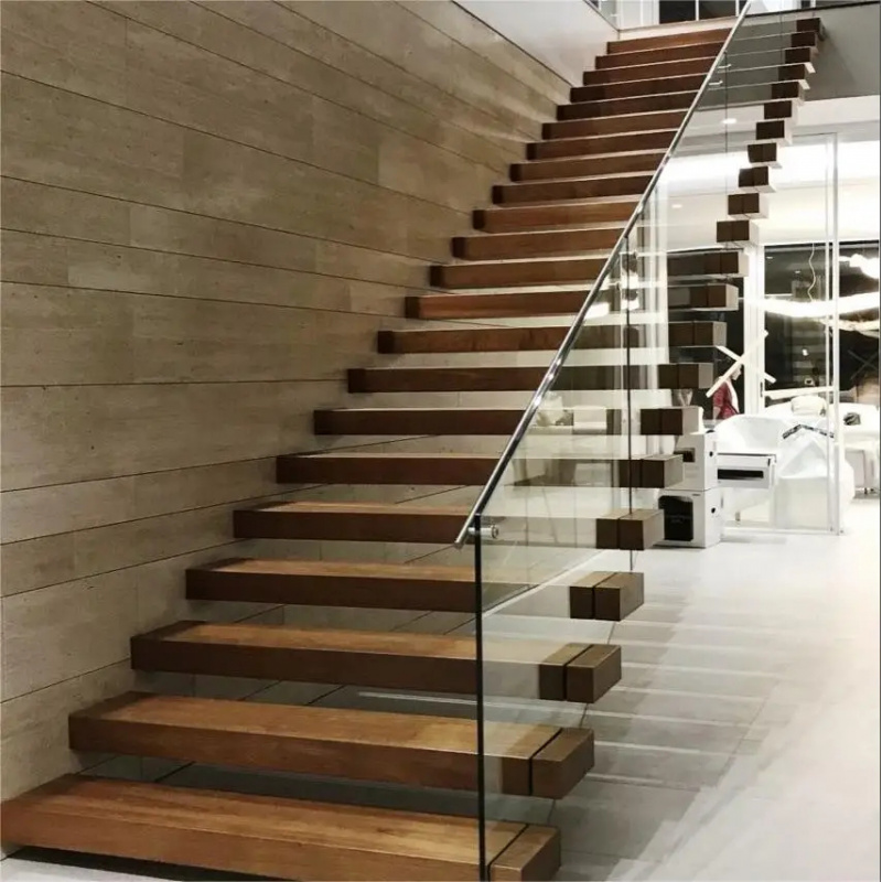 Escalera Flotante Minimalista  - Interior Design Open Space reseña y precio