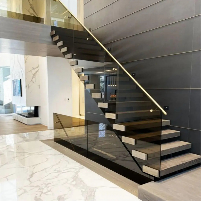 Escalera Flotante Minimalista  - Interior Design Open Space reseña y precio